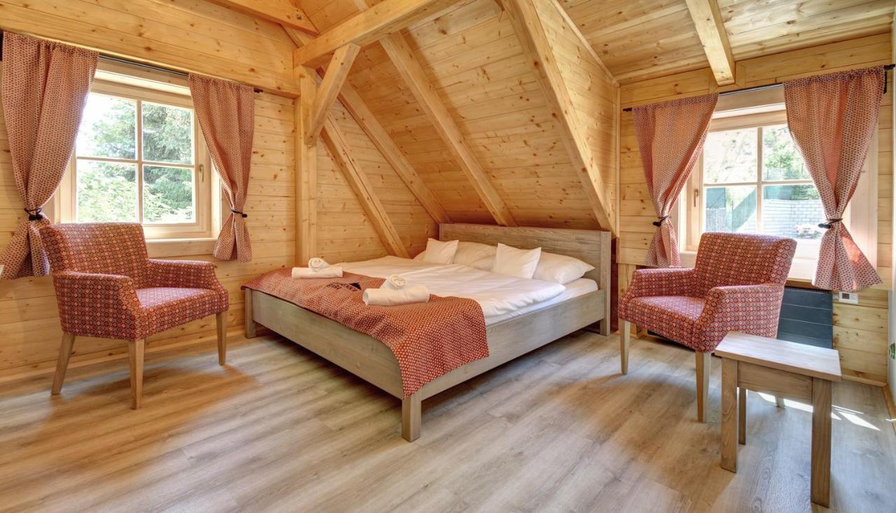 Roubenka Pod Troskami Apartment Ktova