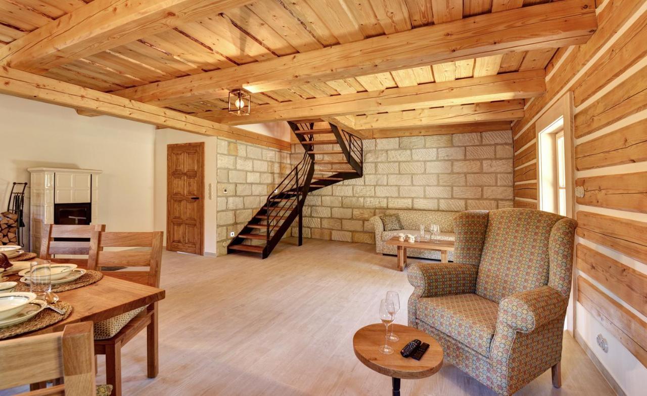 Roubenka Pod Troskami Apartment *